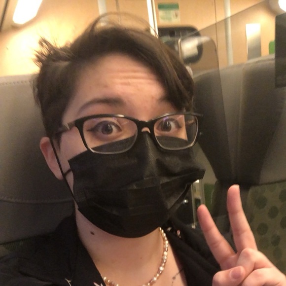 Meet your Posher, Anna - Picture 9 of 12